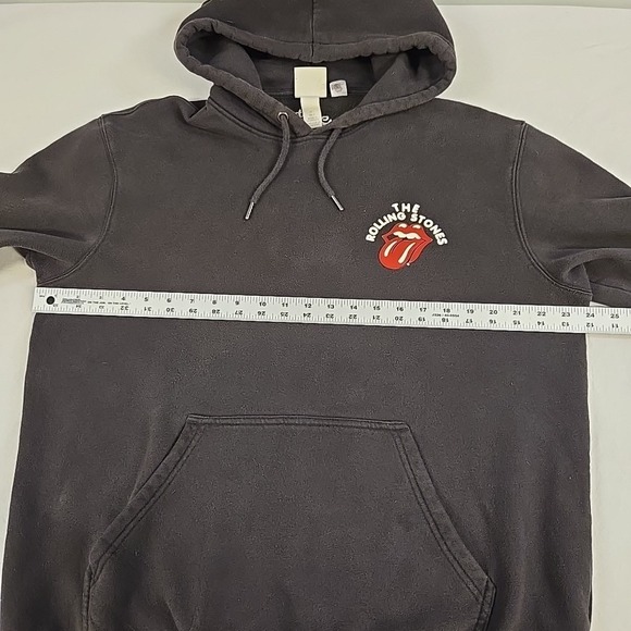 H&M Rolling Stones Sweatshirt Mens Size Large Black Lips Tongue Logo Hoodie - Picture 6 of 11